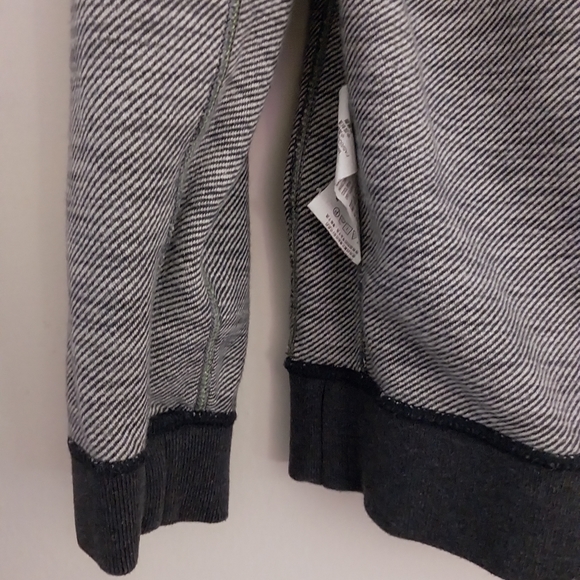 Tommy Bahama Seattle Seahawks Half-zip Reversible NFL Pullover Size: M - Picture 10 of 12